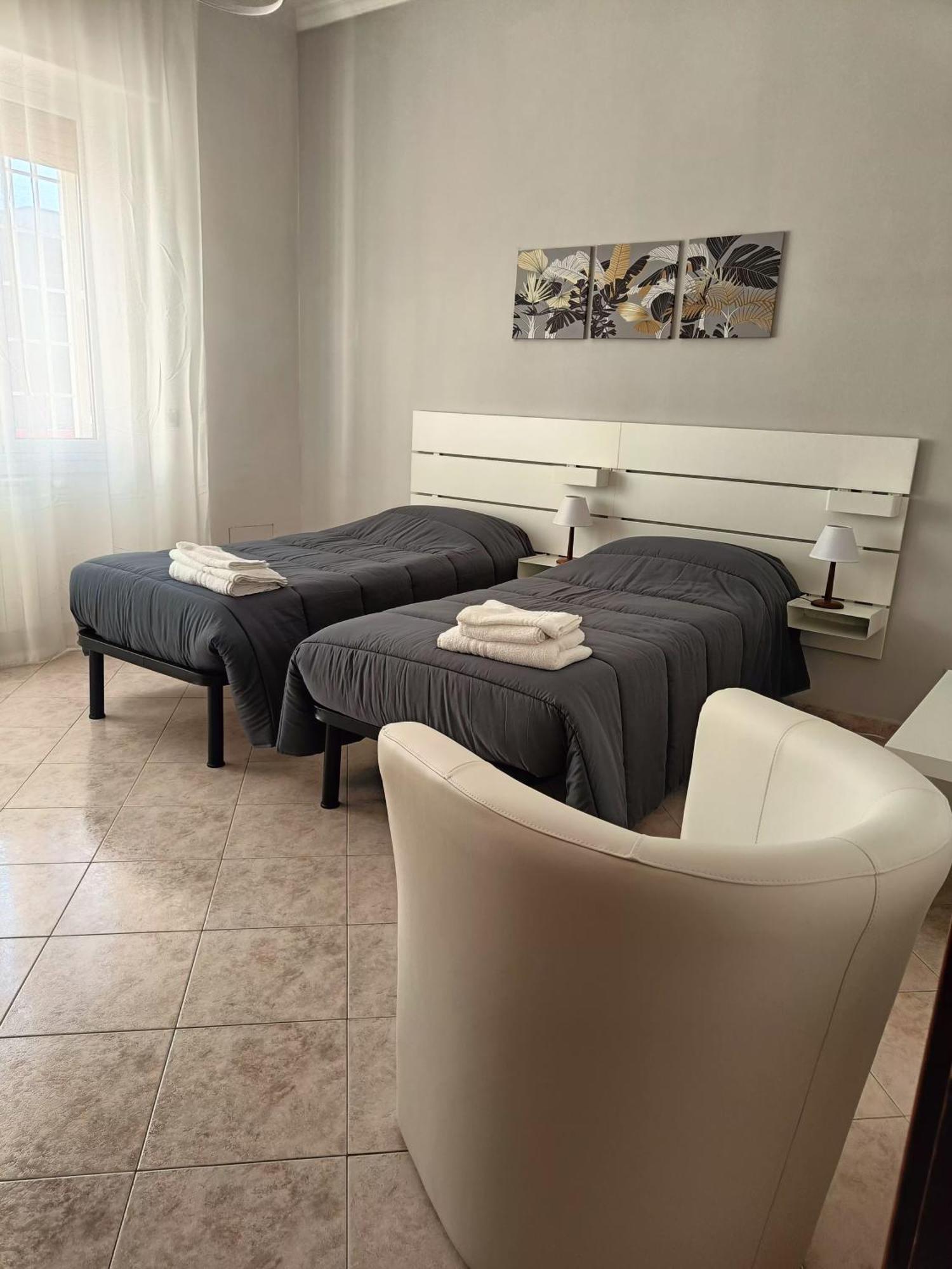 Tia Tourist Apartment Рим Экстерьер фото